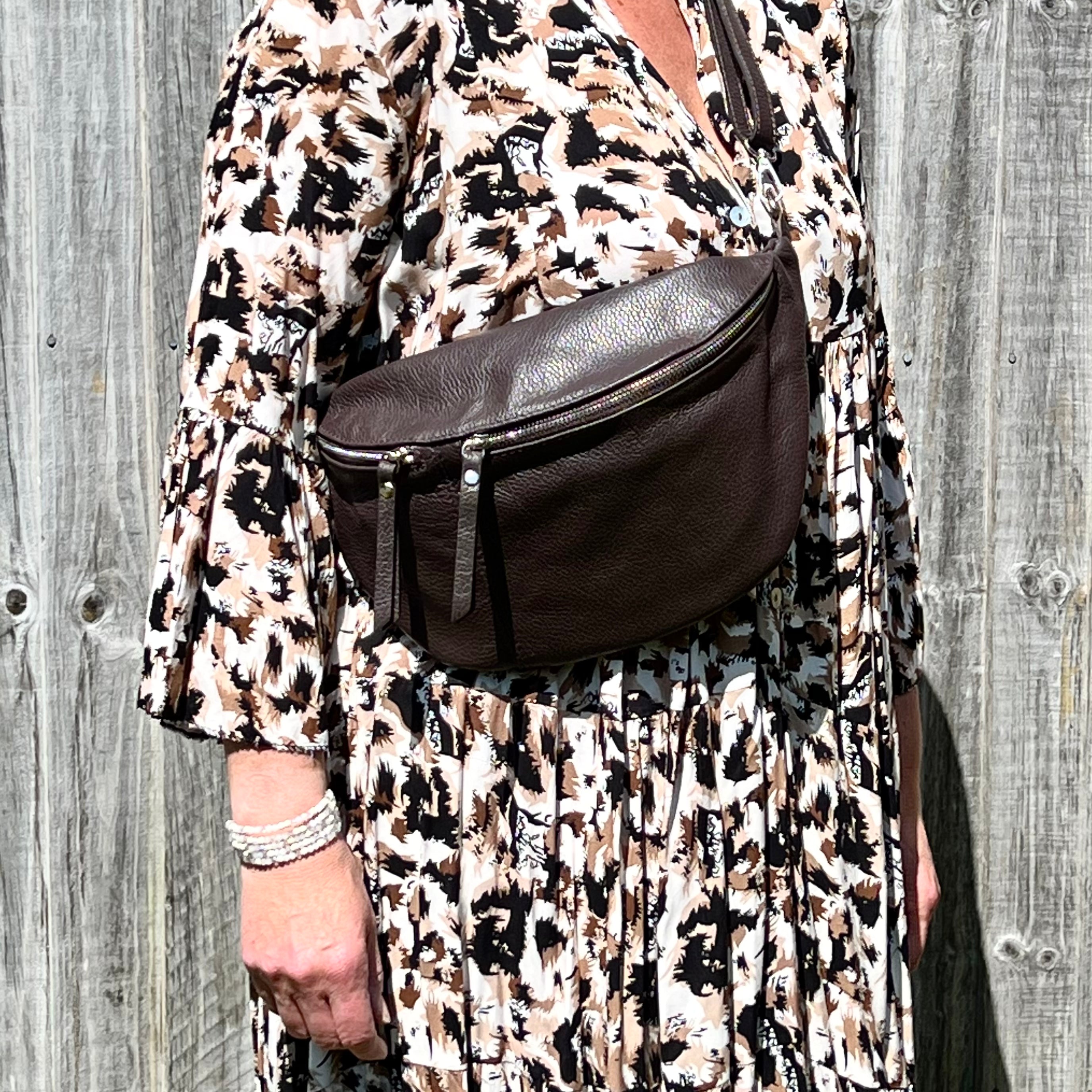 【数量限定】HANDMADE REMAKE BUM BAG Dark_Brown_Large_Crossbody_Bum