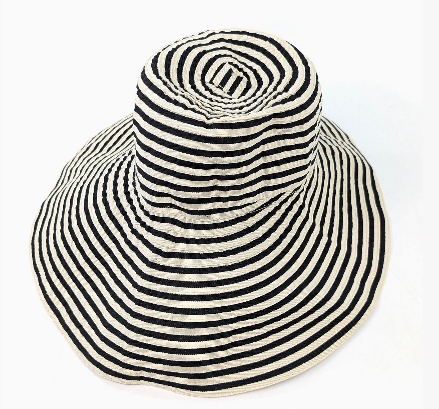Black & Cream Striped Foldable Sun Hat – Amelia Rose Accessories display picture 3