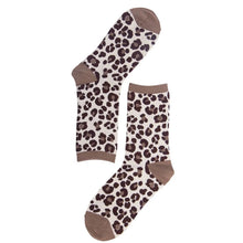 Cargar imagen en el visor de la galería, Leopard Print Socks
