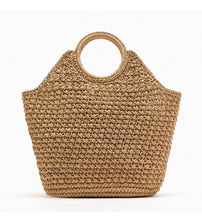 Load image into Gallery viewer, Round Handled Straw Bag
