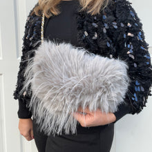 Carregar imagem no visualizador da galeria, Light Grey Pom Pom Faux Fur Clutch/ Crossbody Bag
