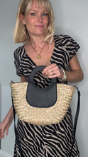 Cargar imagen en el visor de la galería, Preorder for dispatch w/c 19/05 - Black &amp; Straw Handheld/ Crossbody Bag
