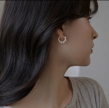 Load image into Gallery viewer, Gold &amp; Pearl Bead Hoop Earrings
