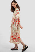 Load image into Gallery viewer, Orange &amp; Cream Print Kimono

