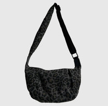 Charger l&#39;image dans la galerie, Charcoal Leopard Print Large Crossbody Bum Bag
