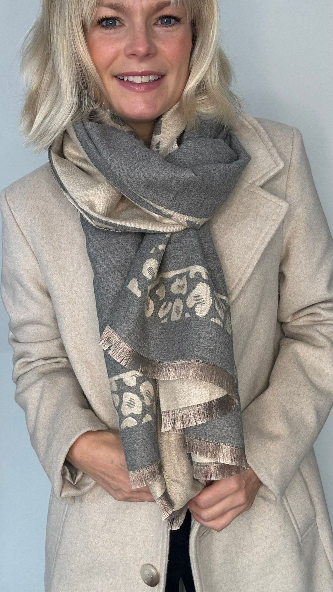 Grey & Cream Animal Print Blanket Scarf