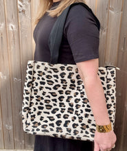 Load image into Gallery viewer, Cream Leopard Tote Bag
