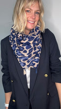 Load image into Gallery viewer, Blue Leopard Print Tassel Scarf
