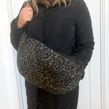 Charger l&#39;image dans la galerie, Charcoal Leopard Print XL Crossbody Bum Bag
