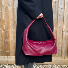 Charger l&#39;image dans la galerie, Burgundy Shoulder Bag
