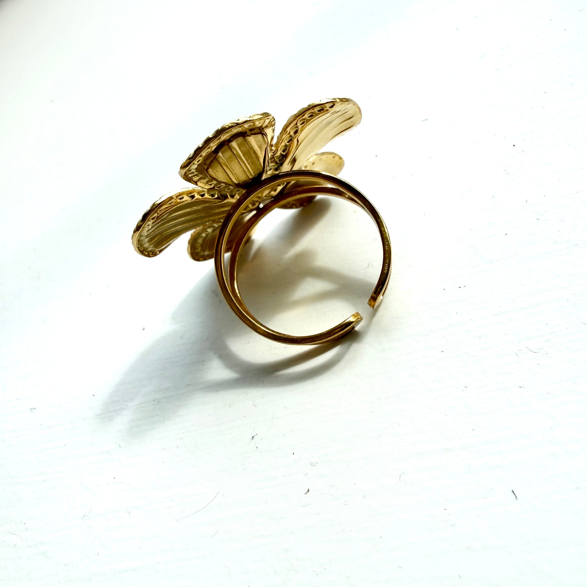 Green &amp; Gold Flower Adjustable Ring