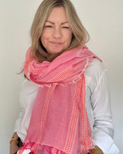 Cargar imagen en el visor de la galería, Pink &amp; Orange Stripe Scarf
