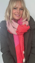 Laden Sie das Bild in den Galerie-Viewer, Preorder for dispatch w/c 30/9 - Red &amp; Pink Mix Stripe Blanket Scarf
