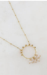 White & Gold Beaded Circle Necklace