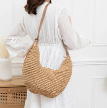 Afbeelding in Gallery-weergave laden, Preorder for dispatch w/c 31/3 - Beige &amp; Tan Raffia Swing Bag
