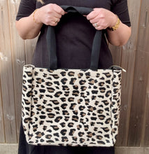 Load image into Gallery viewer, Cream Leopard Tote Bag
