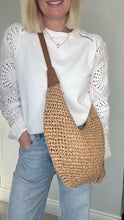 Afbeelding in Gallery-weergave laden, Preorder for dispatch w/c 31/3 - Beige &amp; Tan Raffia Swing Bag
