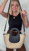 Cargar imagen en el visor de la galería, Preorder for dispatch w/c 19/05 - Black &amp; Straw Handheld/ Crossbody Bag
