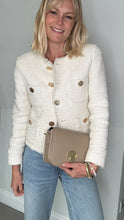 Afbeelding in Gallery-weergave laden, Preorder for Dispatch w/c 26/5 - Light Taupe Gold Buckle Bag
