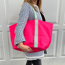 Load image into Gallery viewer, Large Pink Beach Bag/ Holdall
